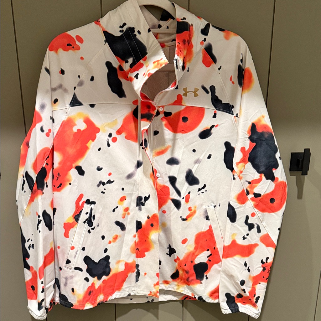 Nwot Under Armour White Jacket With Orange And Black Splatter